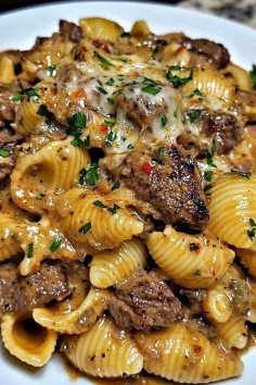 Creamy Paprika Steak Shells