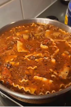 Slow Cooker Lasagna Soup