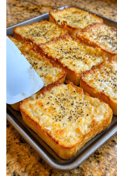 Cheesy Texas Toast